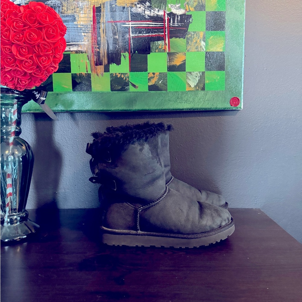 Bailey Bows Uggs - image 1